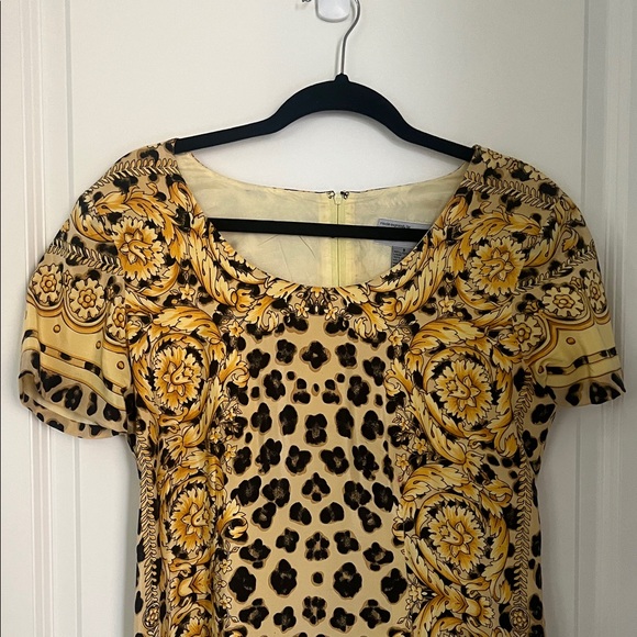 Bloomingdale's Yellow and Black Silk Rococco Print Dress sz 8 - Picture 3 of 7